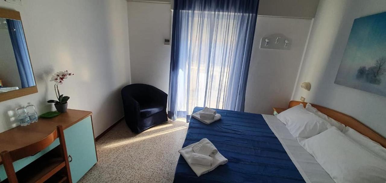 Hotel Franca Мисано Адриатико Екстериор снимка