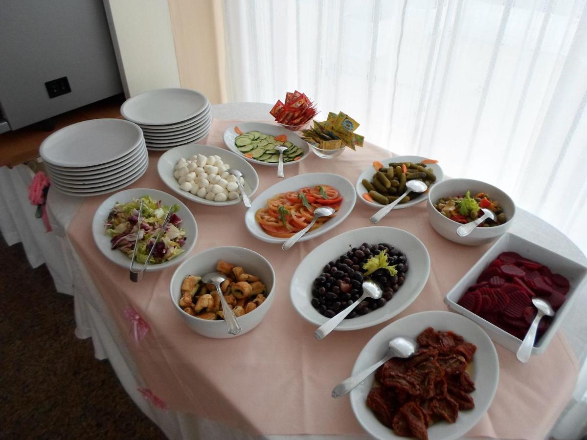 Hotel Franca Мисано Адриатико Екстериор снимка